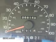 ✅ 2001 Ford F-250 XL • VIN: 1FTNX21F51EC38043 • Lot: 43021837. Listed on IAAI with 268,148 mi. Free auction sales archive from the USA and detailed vehicle history report at DreamBid. Image 15.