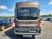✅ 2017 Ford Transit • VIN: 1FTYR2XV8HKA13794 • Lot: 61325715. Wystawiony na Copart z przebiegiem 68 126 mil. Bezpłatny archiwum sprzedaży aukcyjnych z USA i szczegółowy raport historii pojazdu na DreamBid. Zdjęcie 6.
