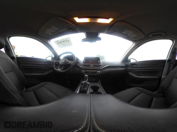 ✅ 2024 Nissan Altima S • VIN: 1N4BL4BVXRN337930 • Lot: 43107944. Wystawiony na IAAI z przebiegiem 40 563 mil. Bezpłatny archiwum sprzedaży aukcyjnych z USA i szczegółowy raport historii pojazdu na DreamBid. Zdjęcie 18.