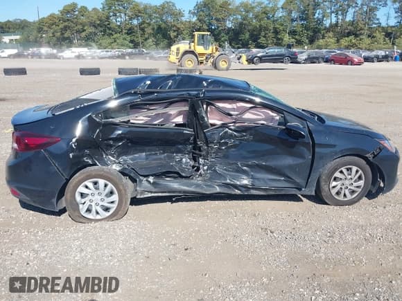 ✅ 2020 Hyundai Elantra SE • VIN: 5NPD74LF6LH618953 • Лот: 43384214. Опубликован ранее на IAAI с пробегом 88 183 миль. Бесплатный доступ к архиву аукционных продаж из США и подробный отчёт об истории автомобиля на DreamBid. Изображение 13.