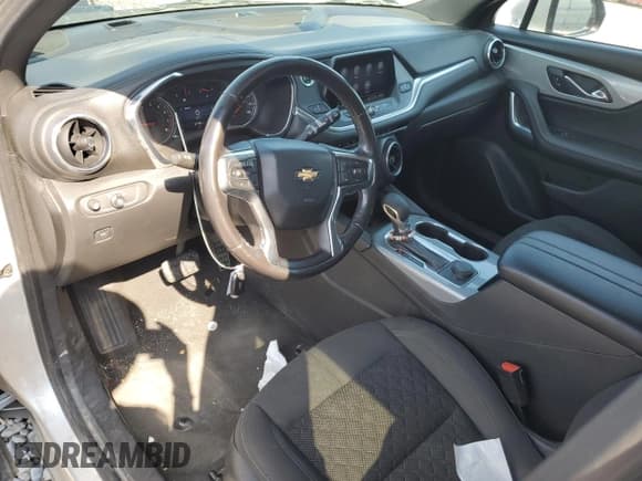 ✅ 2021 Chevrolet Blazer LT • VIN: 3GNKBHRS9MS502825 • Lot: 68881335. Listed on Copart with 107,389 mi. Free auction sales archive from the USA and detailed vehicle history report at DreamBid. Image 8.