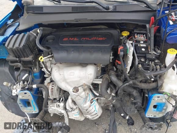 ✅ 2018 Jeep Compass Latitude • VIN: 3C4NJDBB3JT313458 • Lot: 42331313. Listed on IAAI with 71,277 mi. Free auction sales archive from the USA and detailed vehicle history report at DreamBid. Image 10.