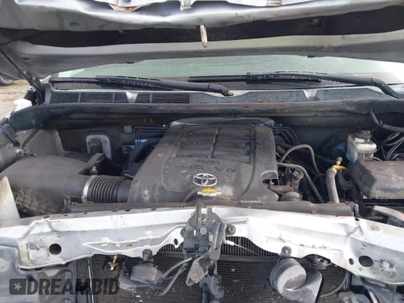 ✅ 2015 Toyota Tundra SR • VIN: 5TFRM5F18FX093942 • Lot: 42969303. Wystawiony na IAAI z przebiegiem 211 396 mil. Bezpłatny archiwum sprzedaży aukcyjnych z USA i szczegółowy raport historii pojazdu na DreamBid. Zdjęcie 10.