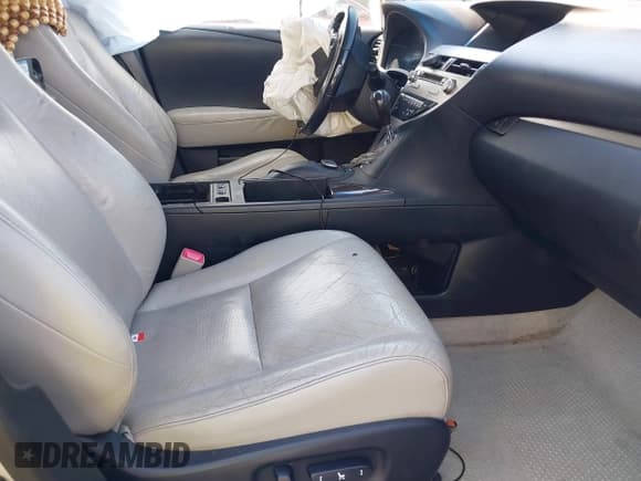 ✅ 2013 Lexus RX 450h • VIN: JTJBC1BA6D2440940 • Lot: 42646366. Listed on IAAI with Not provided. Free auction sales archive from the USA and detailed vehicle history report at DreamBid. Image 5.