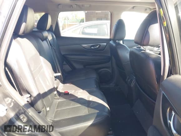 ✅ 2016 Nissan Rogue SL • VIN: 5N1AT2MV3GC809218 • Lot: 43414592. Listed on IAAI with 172,570 mi. Free auction sales archive from the USA and detailed vehicle history report at DreamBid. Image 8.