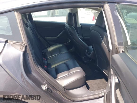 ✅ 2023 Tesla Model 3 • VIN: 5YJ3E1EA3PF429053 • Lot: 43148504. Wystawiony na IAAI z przebiegiem 57 461 mil. Bezpłatny archiwum sprzedaży aukcyjnych z USA i szczegółowy raport historii pojazdu na DreamBid. Zdjęcie 8.