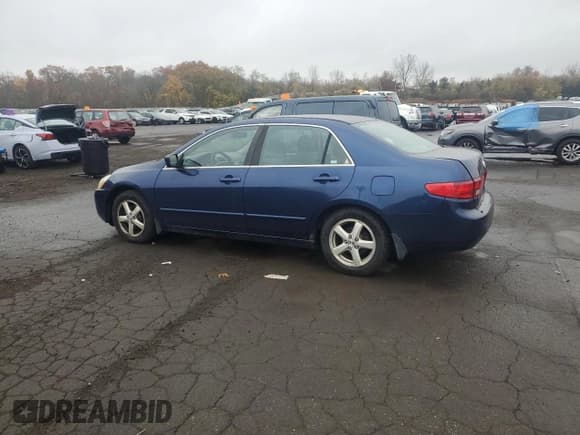 ✅ 2005 Honda Accord EX • VIN: 1HGCM56775A045779 • Lot: 82780505. Listed on Copart with 262,433 mi. Free auction sales archive from the USA and detailed vehicle history report at DreamBid. Image 2.