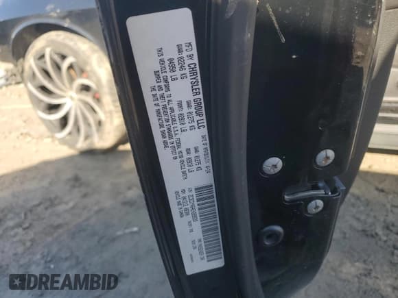 ✅ 2014 Dodge Challenger SXT • VIN: 2C3CDYAG4EH289533 • Lot: 41731625. Wystawiony na Copart z przebiegiem 178 845 mil. Bezpłatny archiwum sprzedaży aukcyjnych z USA i szczegółowy raport historii pojazdu na DreamBid. Zdjęcie 13.