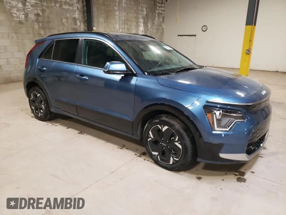 ✅ 2023 Kia Niro Wind • VIN: KNDCR3L17P5026245 • Лот: 67593274. Опубликован ранее на Copart с пробегом 28 362 миль. Бесплатный доступ к архиву аукционных продаж из США и подробный отчёт об истории автомобиля на DreamBid. Изображение 4.