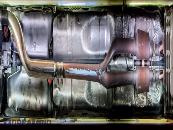 ✅ 2008 Volkswagen R32 • VIN: WVWKC71K08W041035 • Лот: 91371975. Опубликован ранее на Copart с пробегом 160 979 миль. Бесплатный доступ к архиву аукционных продаж из США и подробный отчёт об истории автомобиля на DreamBid. Изображение 13.