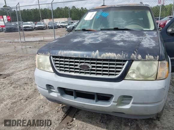 ✅ 2002 Ford Explorer XLS • VIN: 1FMZU62E92UA73124 • Lot: 41914612. Wystawiony na IAAI z przebiegiem 253 431 mil. Bezpłatny archiwum sprzedaży aukcyjnych z USA i szczegółowy raport historii pojazdu na DreamBid. Zdjęcie 6.