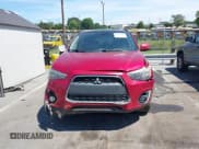 ✅ 2015 Mitsubishi Outlander GT • VIN: 4A4AP4AW5FE046664 • Lot: 43075048. Wystawiony na IAAI z przebiegiem 214 011 mil. Bezpłatny archiwum sprzedaży aukcyjnych z USA i szczegółowy raport historii pojazdu na DreamBid. Zdjęcie 12.