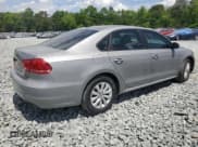 ✅ 2013 Volkswagen Passat S • VIN: 1VWAH7A34DC144702 • Лот: 55586315. Опубликован ранее на Copart с пробегом 112 119 миль. Бесплатный доступ к архиву аукционных продаж из США и подробный отчёт об истории автомобиля на DreamBid. Изображение 3.