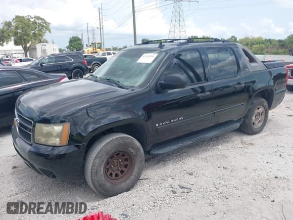 ✅ 2007 Chevrolet Avalanche LTZ • VIN: 3GNFK12397G318522 • Lot: 42149541. Listed on IAAI with 182,708 mi. Free auction sales archive from the USA and detailed vehicle history report at DreamBid. Image 2.