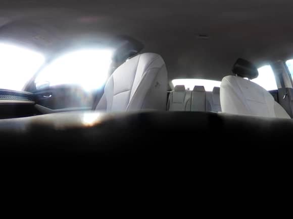 2018 Jeep Grand Cherokee Limited with VIN 1C4RJEBG5JC429811, listed as a IAAI auction lot 43370767 with 77,454 mi miles and . Bid and sale history available at DreamBid. Image 18.