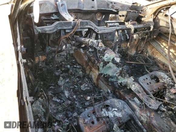 ✅ 2019 Dodge Charger SXT • VIN: 2C3CDXBG9KH725605 • Лот: 63903385. Опубликован ранее на Copart с пробегом Не указан. Бесплатный доступ к архиву аукционных продаж из США и подробный отчёт об истории автомобиля на DreamBid. Изображение 8.