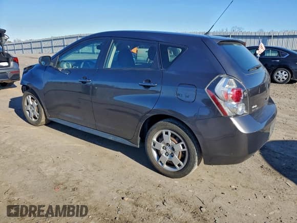 ✅ 2009 Pontiac Vibe 1SB • VIN: 5Y2SP67069Z415099 • Lot: 93952865. Wystawiony na Copart z przebiegiem 109 670 mil. Bezpłatny archiwum sprzedaży aukcyjnych z USA i szczegółowy raport historii pojazdu na DreamBid. Zdjęcie 2.