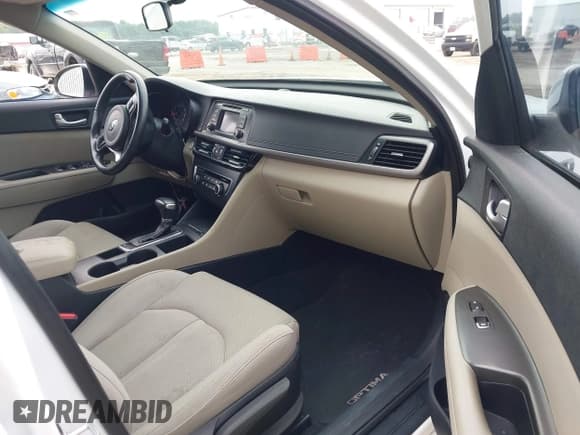 ✅ 2016 Kia Optima LX Turbo • VIN: 5XXGT4L15GG014163 • Lot: 42954922. Listed on IAAI with 111,719 mi. Free auction sales archive from the USA and detailed vehicle history report at DreamBid. Image 5.