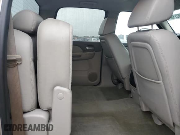 ✅ 2007 Chevrolet Silverado 2500HD 1LT • VIN: 1GCHK23697F552614 • Lot: 90022885. Wystawiony na Copart z przebiegiem 194 068 mil. Bezpłatny archiwum sprzedaży aukcyjnych z USA i szczegółowy raport historii pojazdu na DreamBid. Zdjęcie 10.