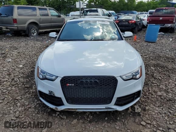 ✅ 2014 Audi RS 5 • VIN: WUAC6AFR1EA902197 • Lot: 61592245. Listed on Copart with 75,243 mi. Free auction sales archive from the USA and detailed vehicle history report at DreamBid. Image 5.