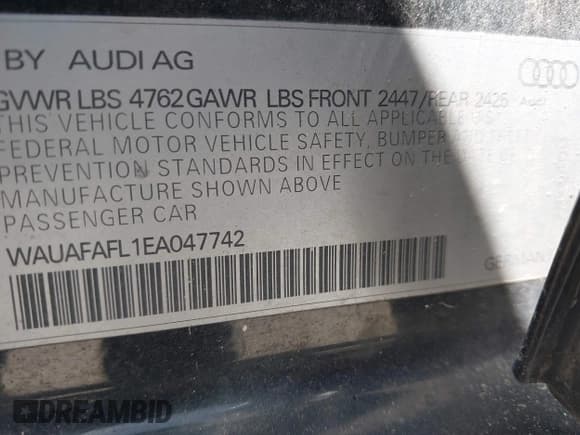 ✅ 2014 Audi A4 Premium • VIN: WAUAFAFL1EA047742 • Lot: 42716466. Wystawiony na IAAI z przebiegiem 109 377 mil. Bezpłatny archiwum sprzedaży aukcyjnych z USA i szczegółowy raport historii pojazdu na DreamBid. Zdjęcie 9.
