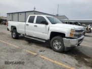 ✅ 2016 Chevrolet Silverado 2500HD Work Truck • VIN: 1GC2CUEG9GZ321246 • Lot: 70846235. Wystawiony na Copart z przebiegiem 118 728 mil. Bezpłatny archiwum sprzedaży aukcyjnych z USA i szczegółowy raport historii pojazdu na DreamBid. Zdjęcie 4.