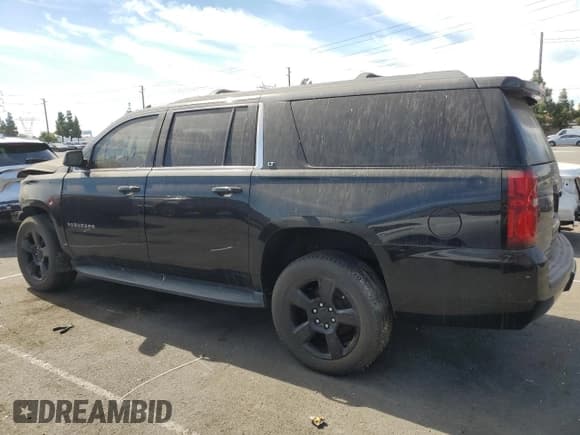 ✅ 2018 Chevrolet Suburban LT • VIN: 1GNSCHKC9JR182615 • Lot: 75274874. Wystawiony na Copart z przebiegiem 44 016 mil. Bezpłatny archiwum sprzedaży aukcyjnych z USA i szczegółowy raport historii pojazdu na DreamBid. Zdjęcie 2.