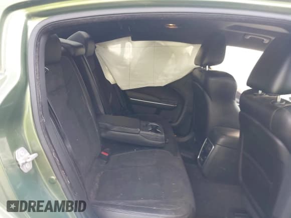 ✅ 2018 Dodge Charger GT • VIN: 2C3CDXJG9JH216338 • Lot: 43382115. Wystawiony na IAAI z przebiegiem 125 855 mil. Bezpłatny archiwum sprzedaży aukcyjnych z USA i szczegółowy raport historii pojazdu na DreamBid. Zdjęcie 8.