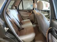 ✅ 2007 Saturn VUE V6 • VIN: 5GZCZ53497S836109 • Lot: 48933435. Wystawiony na Copart z przebiegiem 76 352 mil. Bezpłatny archiwum sprzedaży aukcyjnych z USA i szczegółowy raport historii pojazdu na DreamBid. Zdjęcie 11.