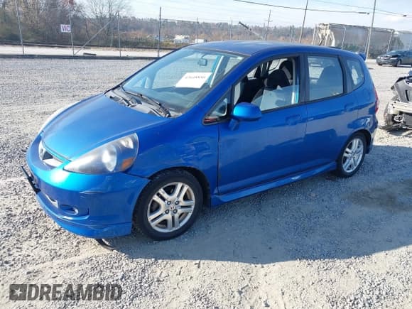 ✅ 2007 Honda Fit Sport • VIN: JHMGD38647S017412 • Lot: 43648850. Wystawiony na IAAI z przebiegiem 112 250 mil. Bezpłatny archiwum sprzedaży aukcyjnych z USA i szczegółowy raport historii pojazdu na DreamBid. Zdjęcie 2.
