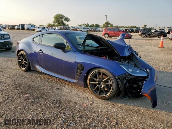 ✅ 2022 Toyota 86 • VIN: JF1ZNBC15N8750078 • Лот: 71188365. Опубликован ранее на Copart с пробегом 15 161 миль. Бесплатный доступ к архиву аукционных продаж из США и подробный отчёт об истории автомобиля на DreamBid. Изображение 4.