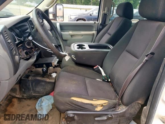 ✅ 2014 Chevrolet Silverado 2500HD Work Truck • VIN: 1GC1KVCG7EF168078 • Lot: 64300015. Listed on Copart with 184,522 mi. Free auction sales archive from the USA and detailed vehicle history report at DreamBid. Image 7.