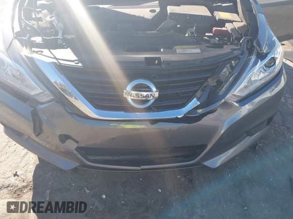 ✅ 2017 Nissan Altima SR • VIN: 1N4AL3AP0HC277837 • Lot: 43711399. Listed on IAAI with 167,000 mi. Free auction sales archive from the USA and detailed vehicle history report at DreamBid. Image 6.