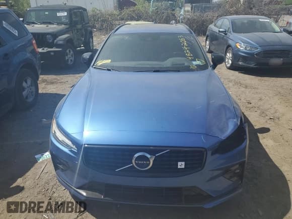✅ 2021 Volvo V60 • VIN: YV1102EM1M2427400 • Лот: 48242063. Опубликован ранее на Copart с пробегом 16 334 миль. Бесплатный доступ к архиву аукционных продаж из США и подробный отчёт об истории автомобиля на DreamBid. Изображение 5.