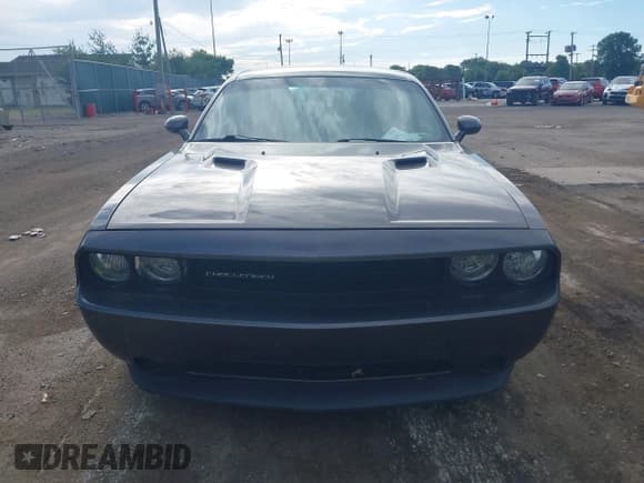 ✅ 2014 Dodge Challenger SXT Plus • VIN: 2C3CDYAGXEH110850 • Лот: 42553651. Опубликован ранее на IAAI с пробегом 147 274 миль. Бесплатный доступ к архиву аукционных продаж из США и подробный отчёт об истории автомобиля на DreamBid. Изображение 12.