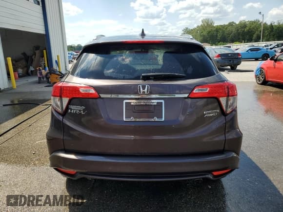 ✅ 2019 Honda HR-V Touring • VIN: 3CZRU6H91KM717793 • Lot: 71868535. Listed on Copart with 147,409 mi. Free auction sales archive from the USA and detailed vehicle history report at DreamBid. Image 6.