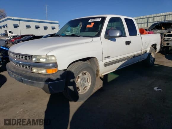 ✅ 2000 Chevrolet Silverado 1500 LT • VIN: 1GCEC19T6YZ158804 • Лот: 88463235. Опубликован ранее на Copart с пробегом 227 664 миль. Бесплатный доступ к архиву аукционных продаж из США и подробный отчёт об истории автомобиля на DreamBid. Изображение 1.