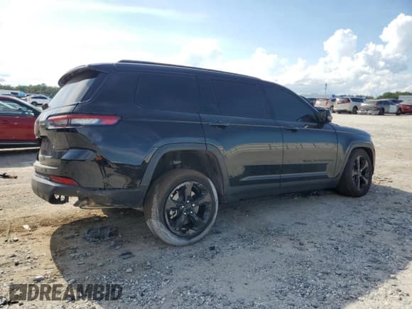 ✅ 2023 Jeep Grand Cherokee Altitude • VIN: 1C4RJJAG1P8794332 • Лот: 68741305. Опубликован ранее на Copart с пробегом 26 429 миль. Бесплатный доступ к архиву аукционных продаж из США и подробный отчёт об истории автомобиля на DreamBid. Изображение 3.