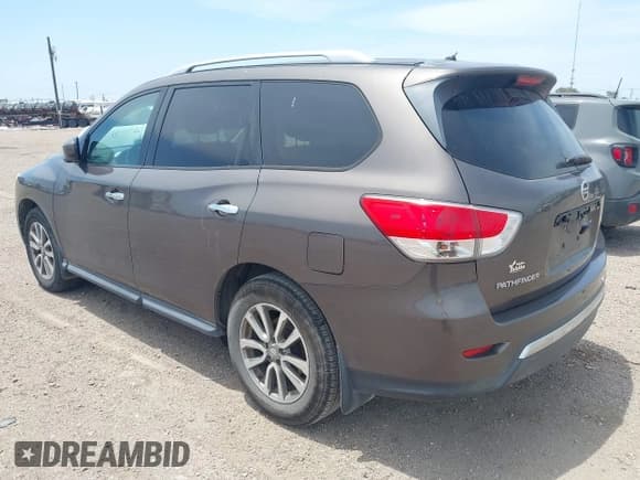 ✅ 2015 Nissan Pathfinder SV • VIN: 5N1AR2MN1FC657467 • Lot: 42242960. Listed on IAAI with 175,053 mi. Free auction sales archive from the USA and detailed vehicle history report at DreamBid. Image 3.