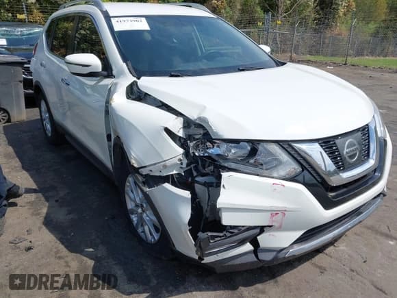 ✅ 2017 Nissan Rogue SL • VIN: 5N1AT2MT6HC883345 • Lot: 41973902. Listed on IAAI with 131,803 mi. Free auction sales archive from the USA and detailed vehicle history report at DreamBid. Image 6.
