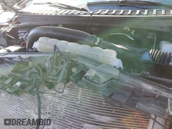 ✅ 2023 Ford Expedition Max XLT • VIN: 1FMJK1J89PEA03917 • Lot: 46228045. Wystawiony na Copart z przebiegiem 63 565 mil. Bezpłatny archiwum sprzedaży aukcyjnych z USA i szczegółowy raport historii pojazdu na DreamBid. Zdjęcie 12.