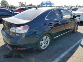 ✅ 2010 Lexus HS 250h • VIN: JTHBB1BA6A2035497 • Лот: 74282974. Опубликован ранее на Copart с пробегом 204 367 миль. Бесплатный доступ к архиву аукционных продаж из США и подробный отчёт об истории автомобиля на DreamBid. Изображение 3.