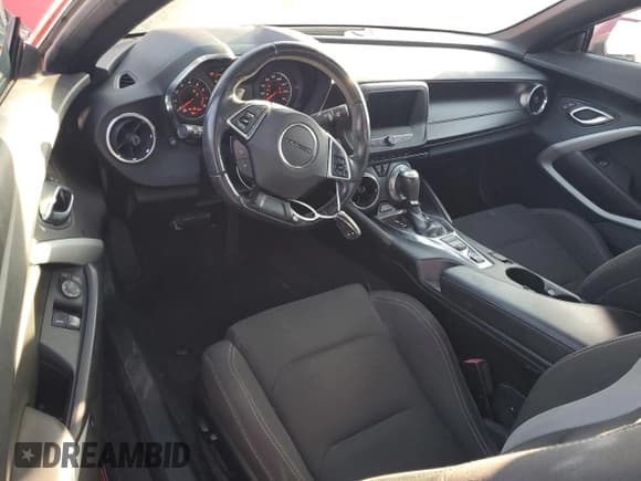 ✅ 2019 Chevrolet Camaro 1LT • VIN: 1G1FB1RS6K0157512 • Лот: 81905315. Опубликован ранее на Copart с пробегом 54 461 миль. Бесплатный доступ к архиву аукционных продаж из США и подробный отчёт об истории автомобиля на DreamBid. Изображение 8.