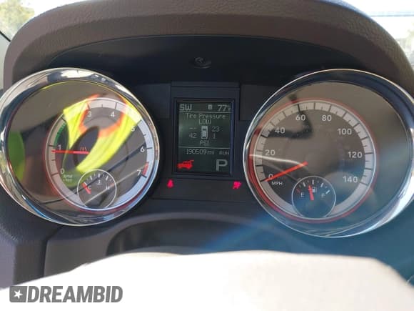 ✅ 2011 Dodge Durango Crew • VIN: 1D4RE4GG2BC693581 • Lot: 43361693. Wystawiony na IAAI z przebiegiem 190 509 mil. Bezpłatny archiwum sprzedaży aukcyjnych z USA i szczegółowy raport historii pojazdu na DreamBid. Zdjęcie 7.