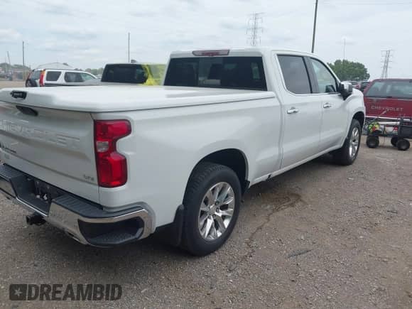 2020 Chevrolet Silverado 1500 LTZ с VIN 1GCUYGET1LZ301057, выставлен на аукционе IAAI как лот 42552782 с пробегом 127 717 миль миль и . История ставок и продаж доступна на DreamBid. Изображение 4.