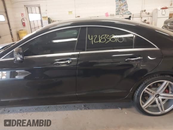 ✅ 2012 Mercedes-Benz CLS 550 • VIN: WDDLJ7DB5CA026418 • Лот: 42183810. Опубликован ранее на IAAI с пробегом 142 146 миль. Бесплатный доступ к архиву аукционных продаж из США и подробный отчёт об истории автомобиля на DreamBid. Изображение 14.