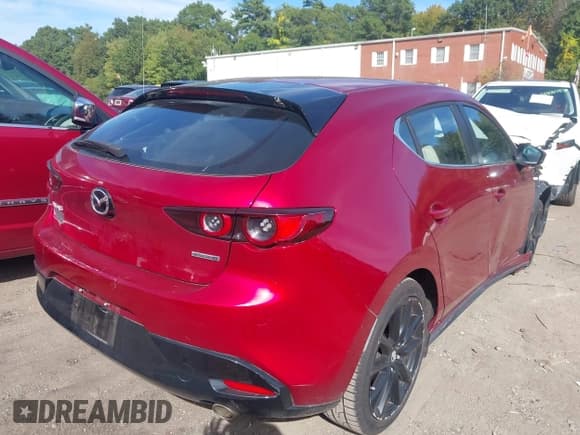 ✅ 2019 Mazda 3 • VIN: JM1BPAJM2K1131844 • Лот: 43309586. Опубликован ранее на IAAI с пробегом 49 487 миль. Бесплатный доступ к архиву аукционных продаж из США и подробный отчёт об истории автомобиля на DreamBid. Изображение 4.