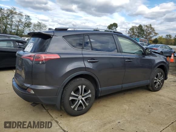 ✅ 2018 Toyota RAV4 LE • VIN: JTMBFREV2JJ746042 • Lot: 82589945. Listed on Copart with 134,958 mi. Free auction sales archive from the USA and detailed vehicle history report at DreamBid. Image 3.