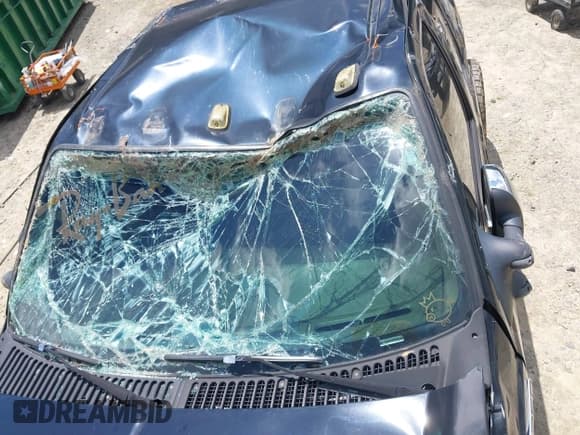 ✅ 2003 Ford F-250 XL • VIN: 1FTNX21P63EC20484 • Lot: 42974672. Wystawiony na IAAI z przebiegiem Nie podano. Bezpłatny archiwum sprzedaży aukcyjnych z USA i szczegółowy raport historii pojazdu na DreamBid. Zdjęcie 14.