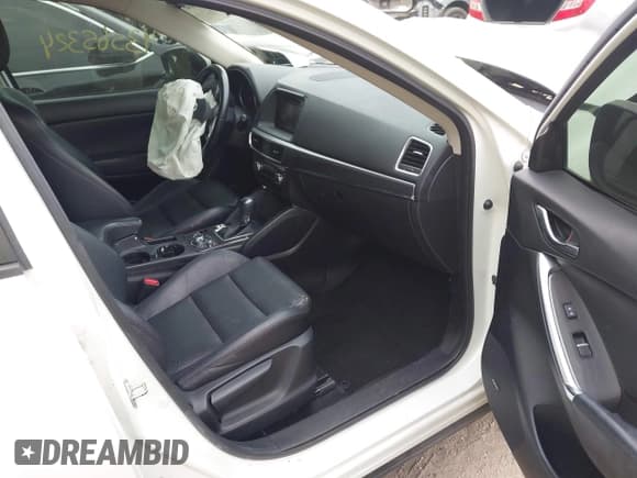 ✅ 2016 Mazda CX-5 Grand Touring • VIN: JM3KE4DY6G0873688 • Lot: 43565324. Wystawiony na IAAI z przebiegiem 80 920 mil. Bezpłatny archiwum sprzedaży aukcyjnych z USA i szczegółowy raport historii pojazdu na DreamBid. Zdjęcie 5.